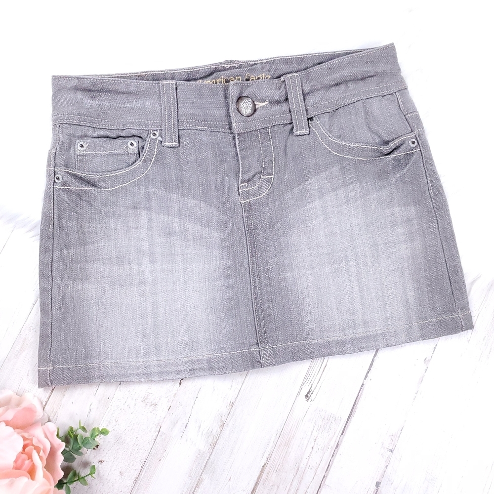 Size 0 American Eagle gray denim mini skirt